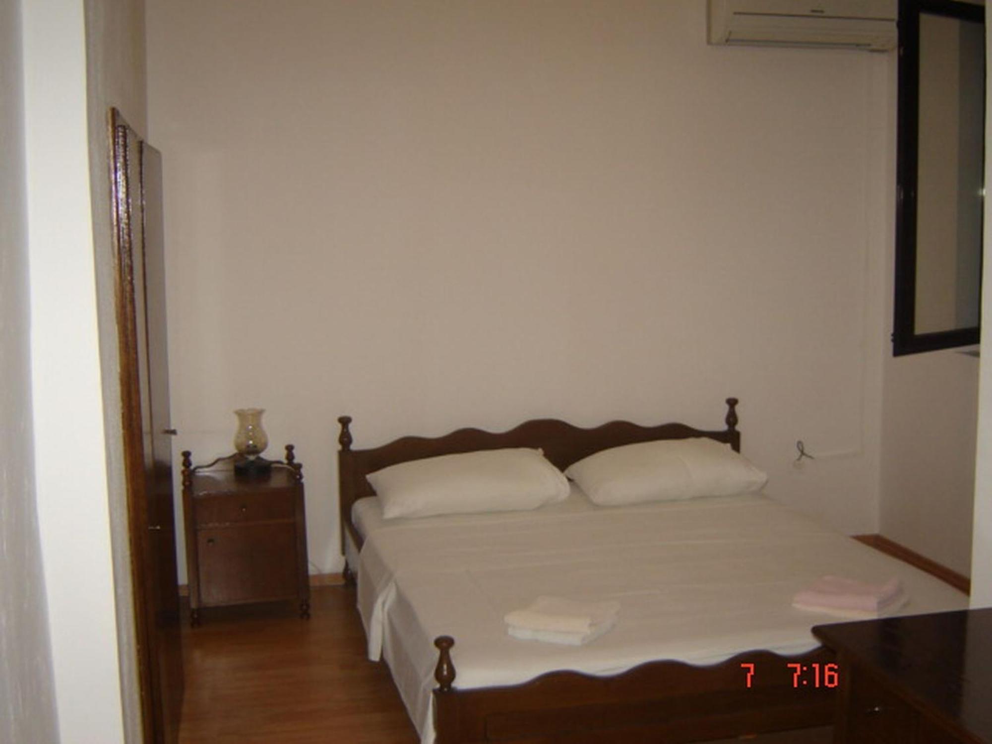 Apartments "Villa Mungos" Sobra Ruang foto