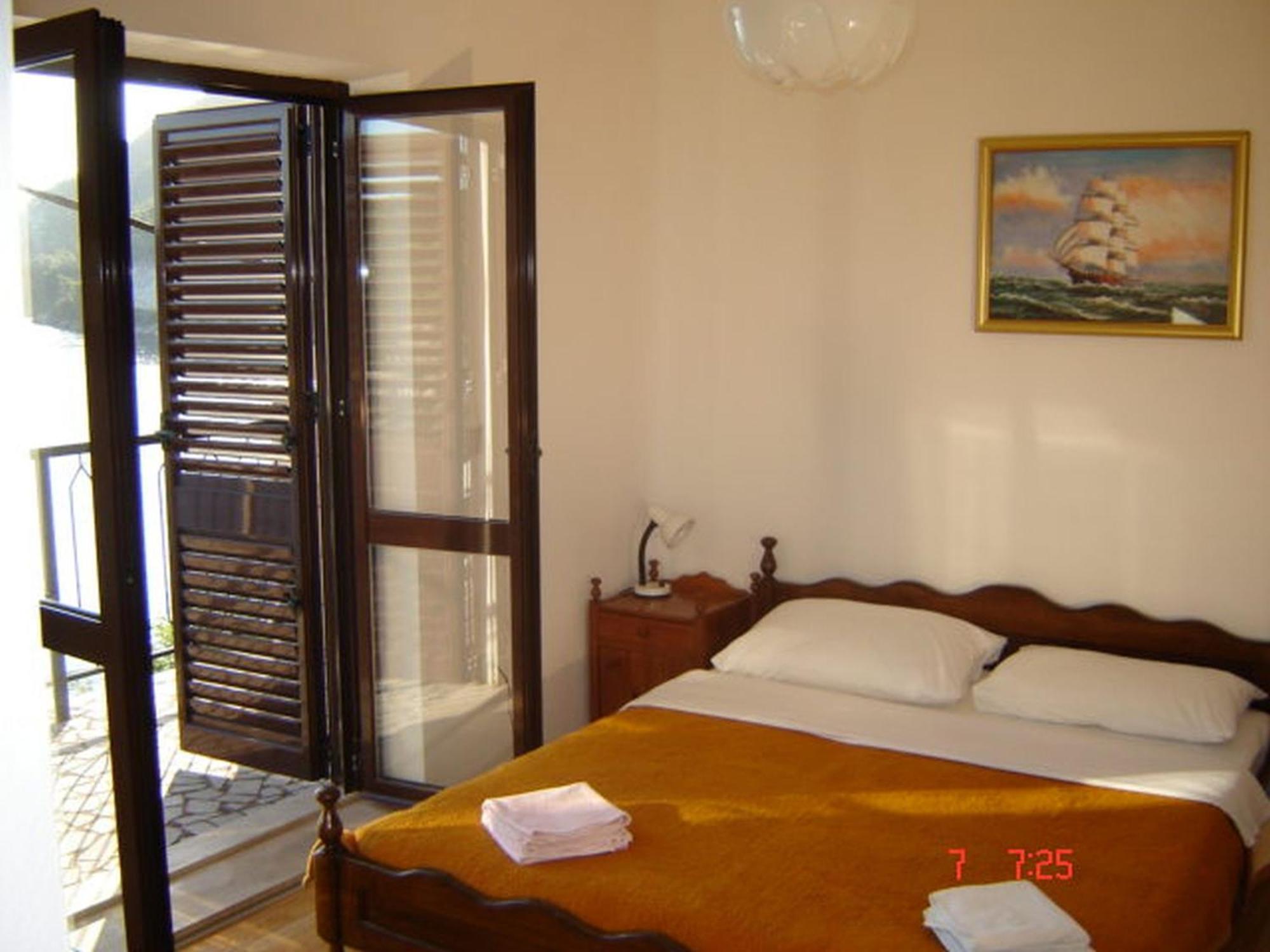 Apartments "Villa Mungos" Sobra Ruang foto